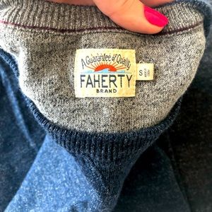 Two mens Faherty sweaters